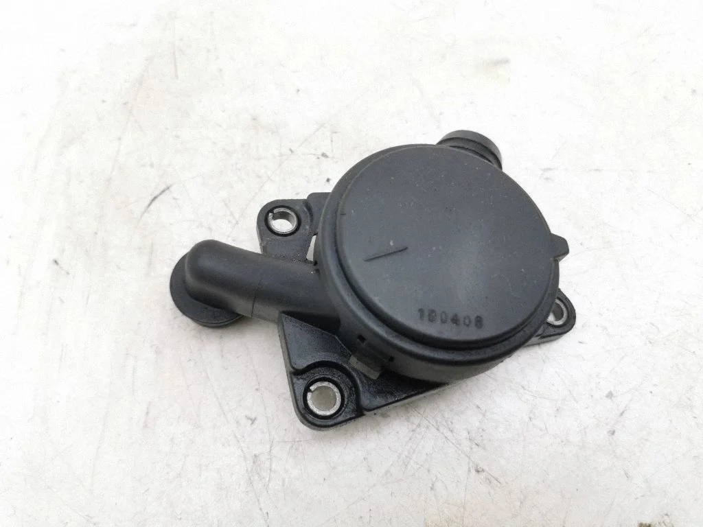 Karteriventilatsiooni klapp – Mercedes-Benz S-klass W221 (2005-2013)