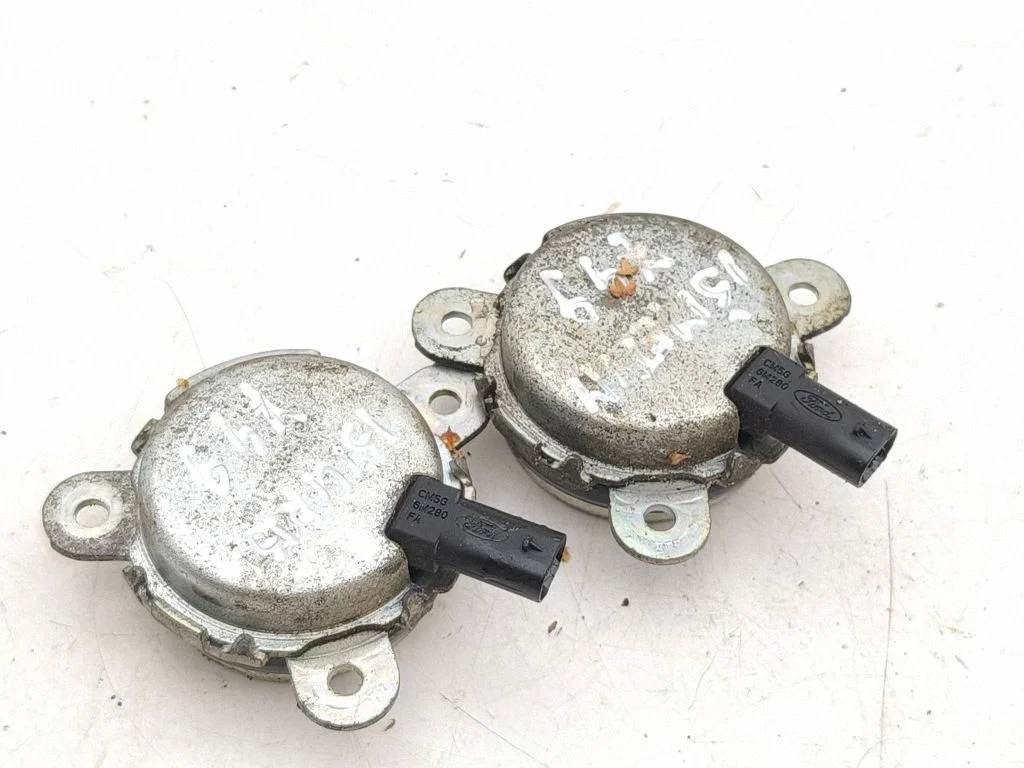 Camshaft vanos timing valve CM5G6M280FA