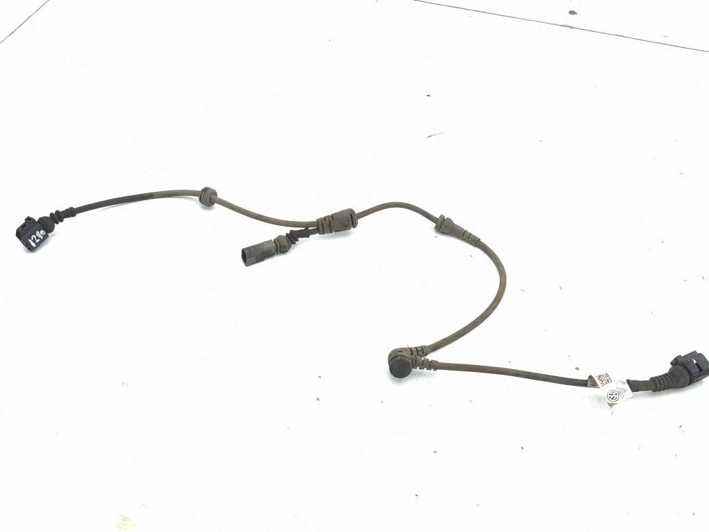 Front ABS sensor wiring – Porsche Cayenne (92A) (2010-2017)