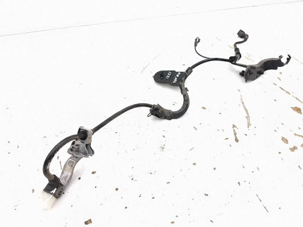Rear ABS sensor wiring A2475401000