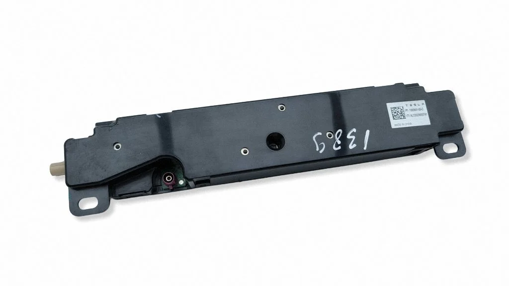 Bluetooth antenna – Tesla Model 3 (2017-)