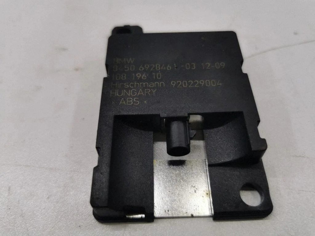Bluetooth antenna – BMW X5 E70 (2006-2013)