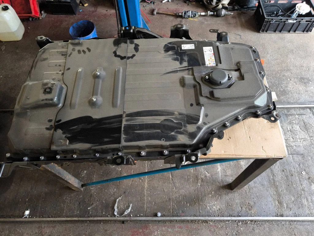 Hübriid-/elektriauto aku G9600F4031