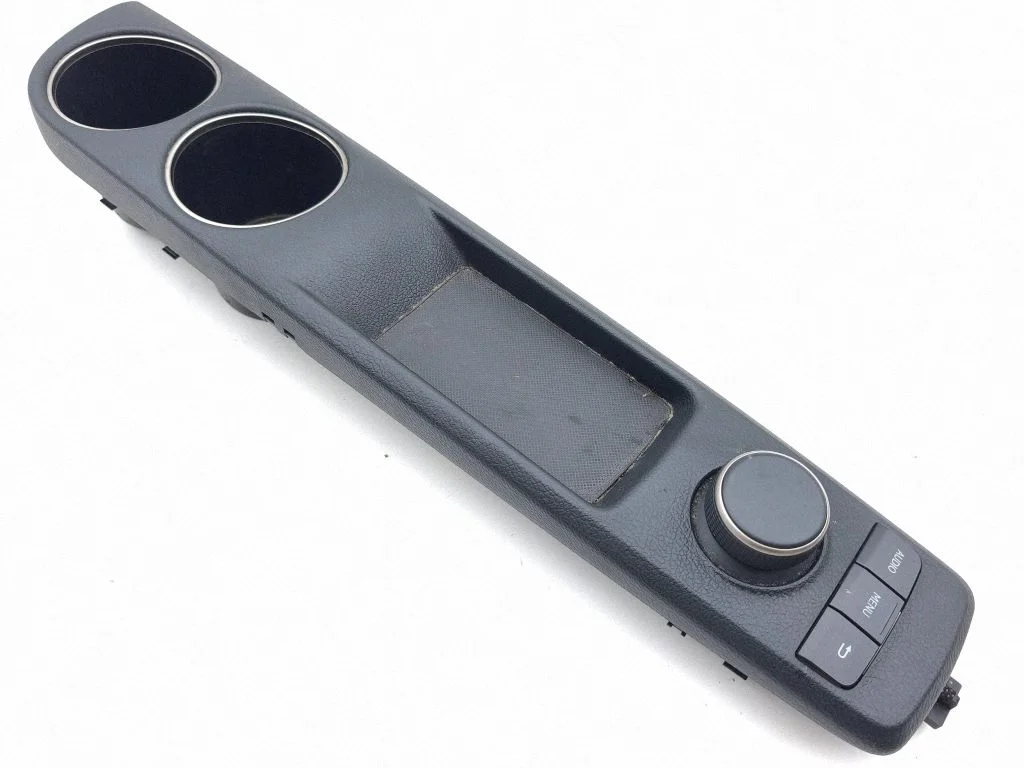 Head unit multimedia control 8478053110