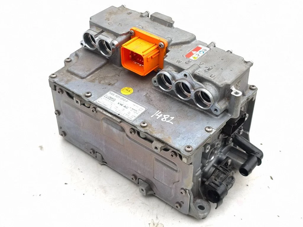 Inverter (pingemuundur) – Volkswagen Passat B9 (2023-)