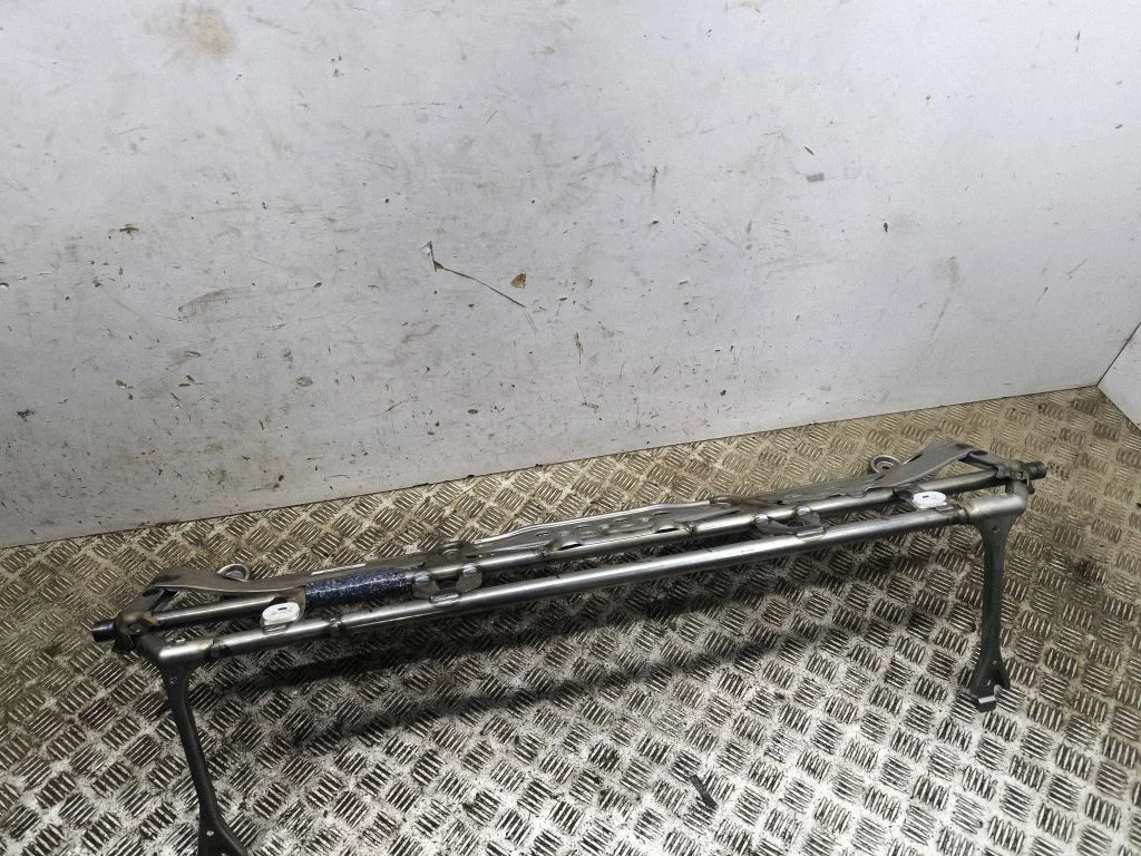 Hybrid/electric vehicle battery bracket – Toyota Yaris XP210 (2020-)