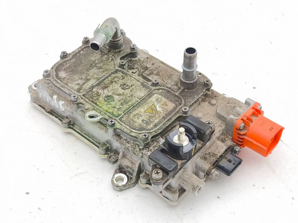 Voltage converter inverter – Ford Mustang Mach-E (2020-)
