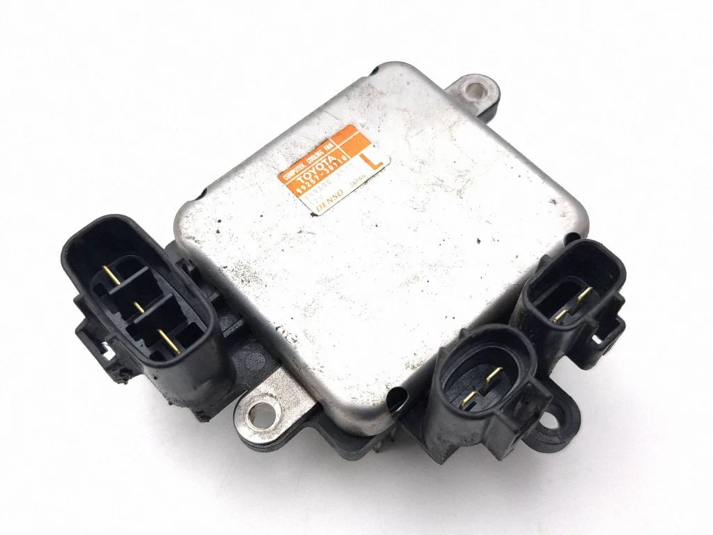 Fan control module – Lexus IS III XE30 (2013-2020)