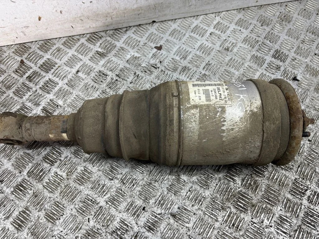 Shock absorber/damper/air suspension 22241480