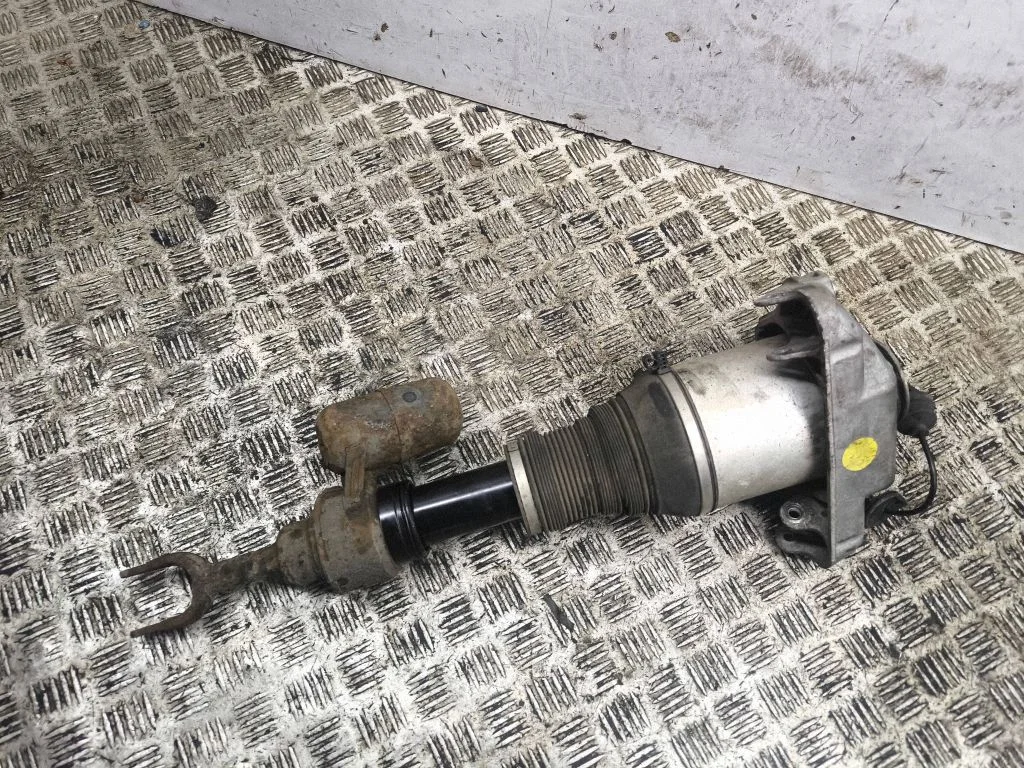 Front air suspension shock absorber 3W5616039B