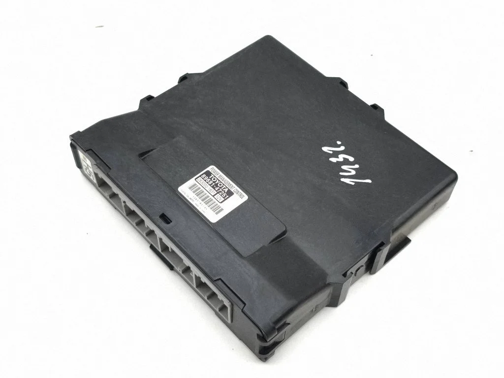 Toitehalduse juhtplokk – Toyota Prius (XW30) (2009-2015)