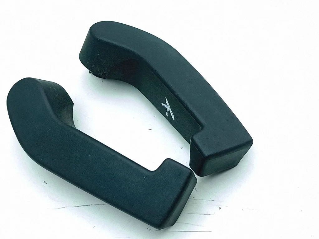 Loading door interior handle 8200766676