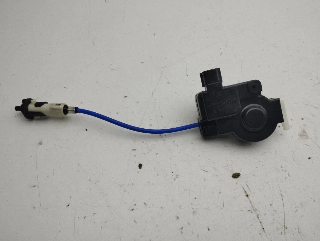 Tailgate sensor – Lexus IS 220D-250-350 (2006-2013)