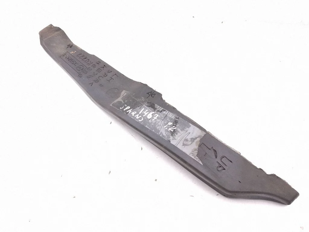 Spārna nobeiguma apdare KB7W56396