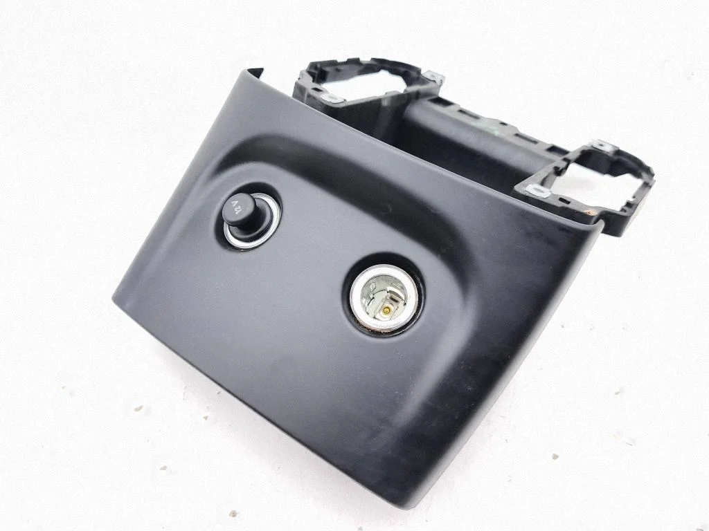 12 V pesa (taga) 7P5863239M