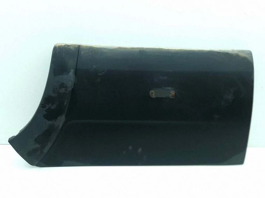 Rear fender molding trim 1317365070