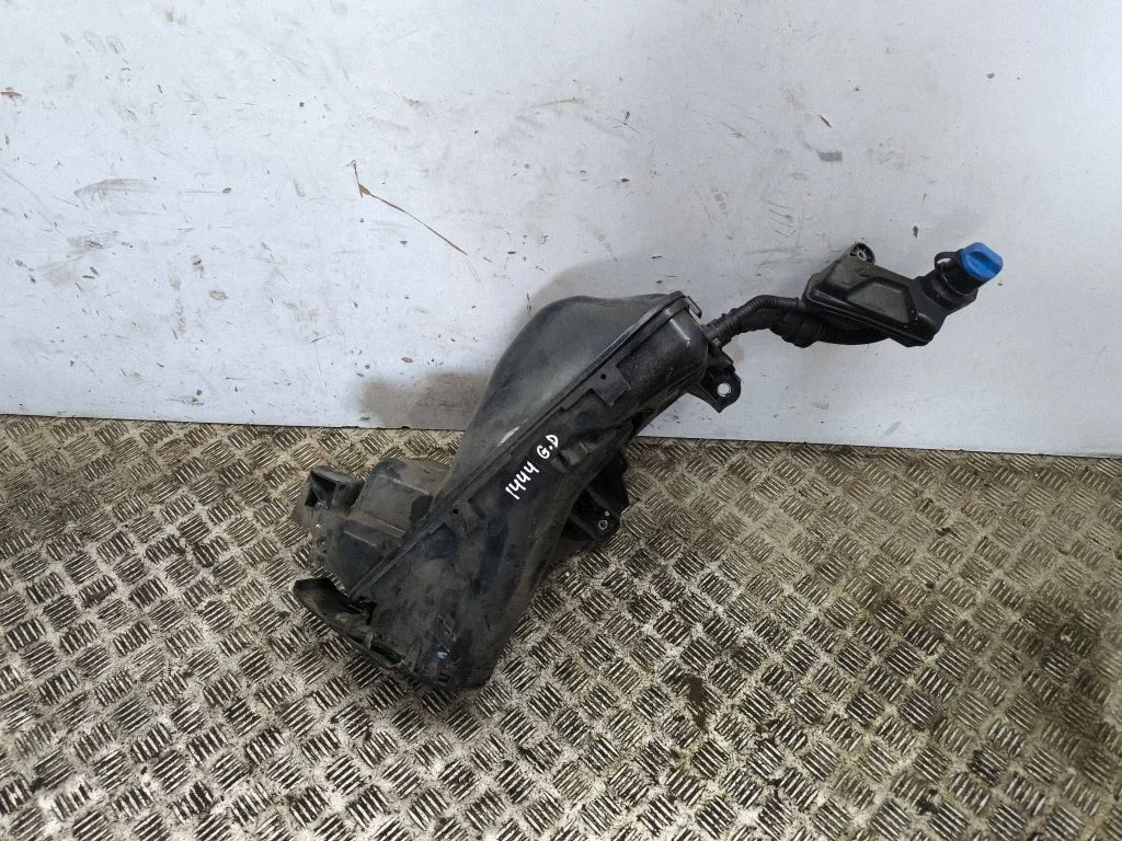 AdBlue liquid reservoir 31405814