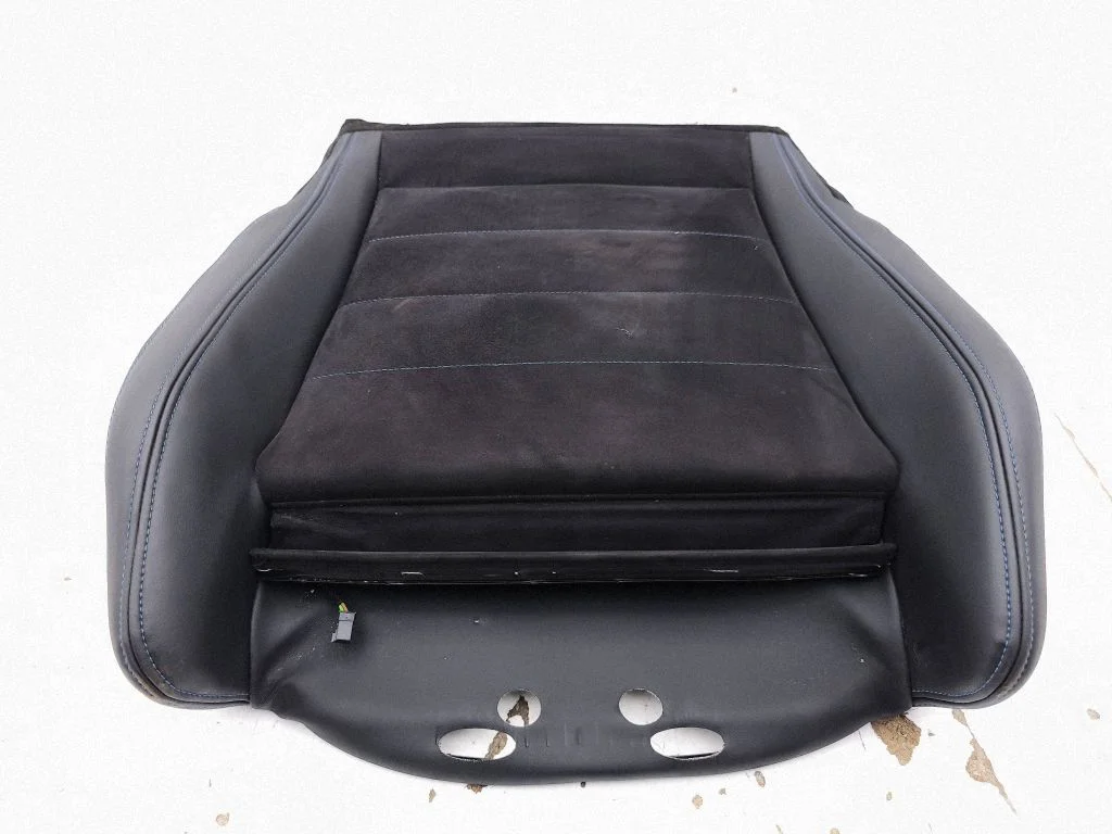 Driver seat console base – right