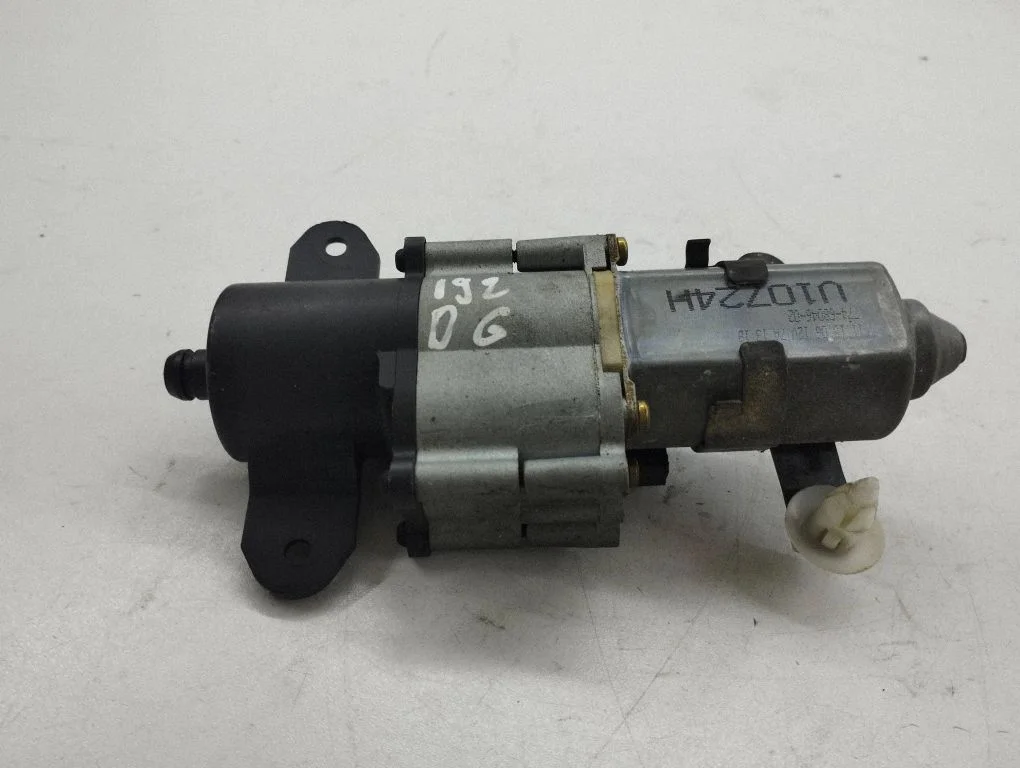 Sliding door motor – Chrysler Voyager (2004-2007)
