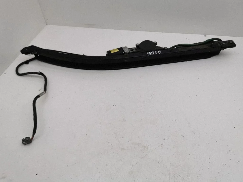 Sliding door motor – Chrysler Voyager (2008-2016)