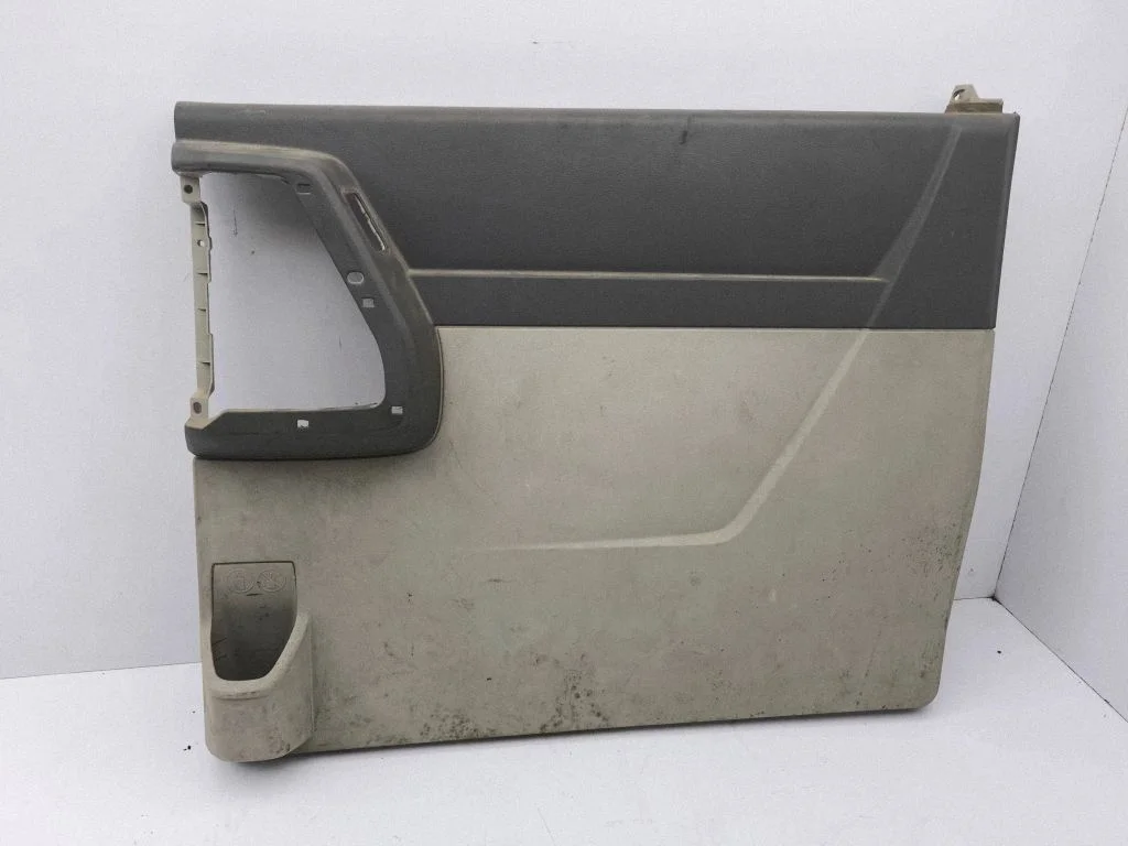 Sliding door card – Chrysler Town & Country V (2008-2016)