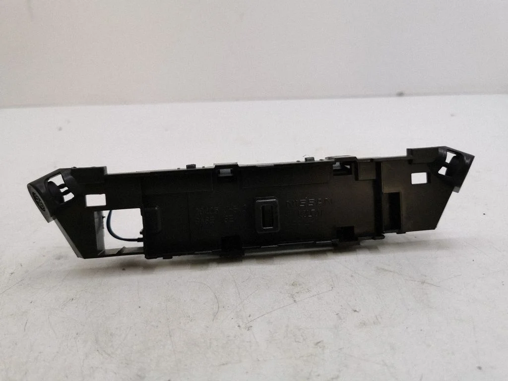 Czujnik alarmu 28405JH51C