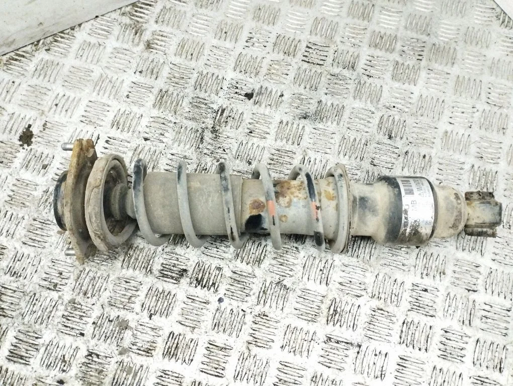 Rear shock absorber with coil spring 20365SC010
