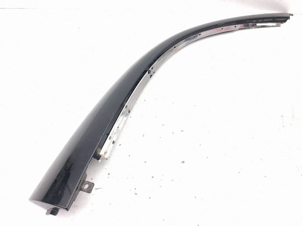 Front door glass trim molding 76866CD000