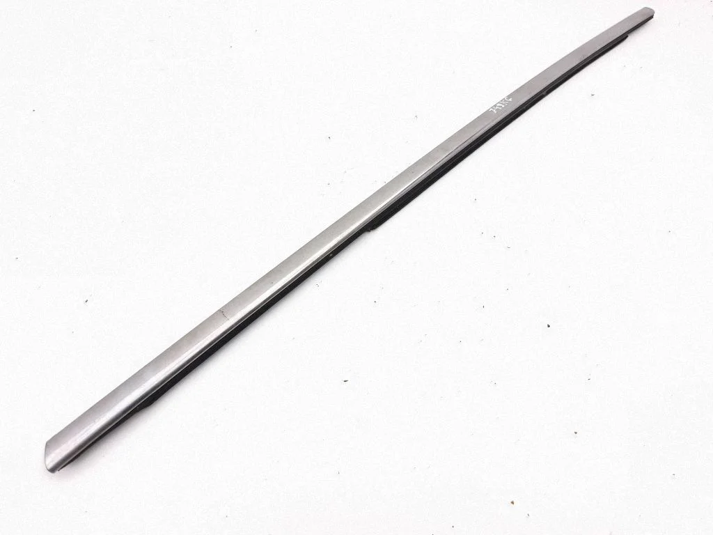 Rear door glass trim molding – left