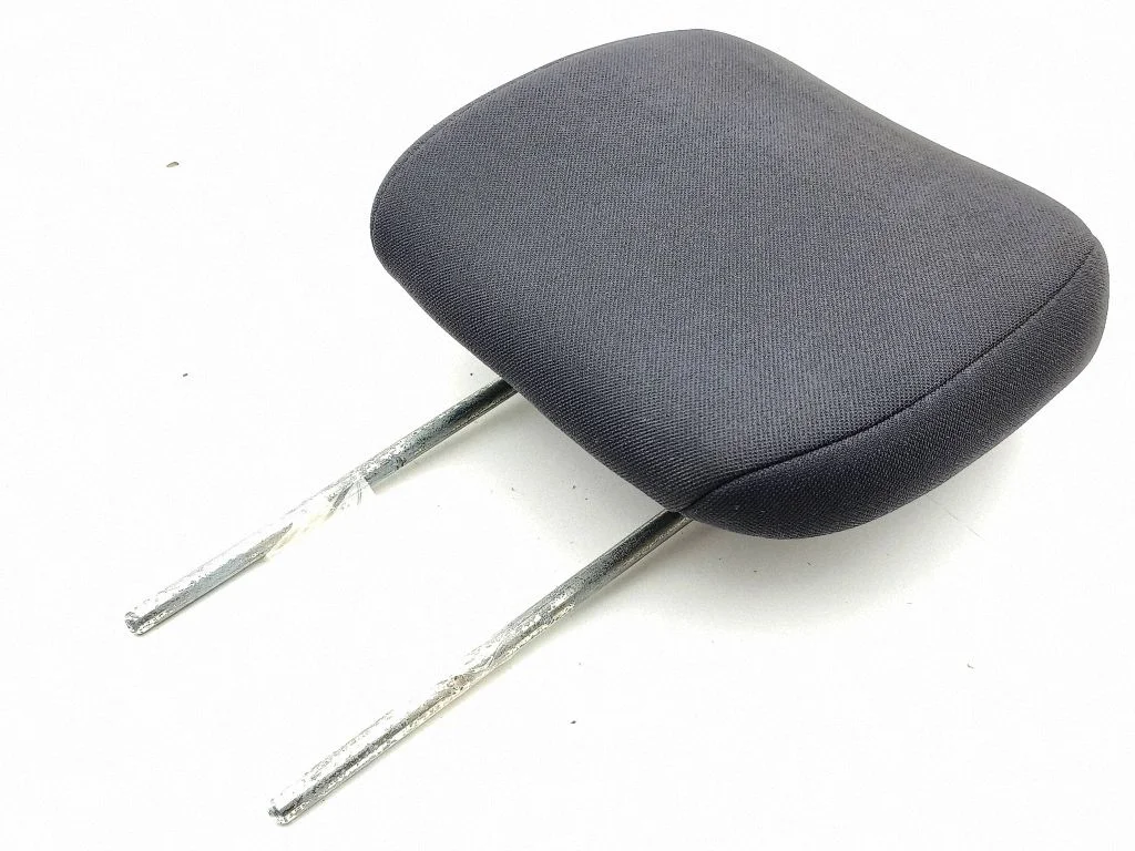 Third row seat headrest – Chrysler Grand Voyager V (2007-2015)