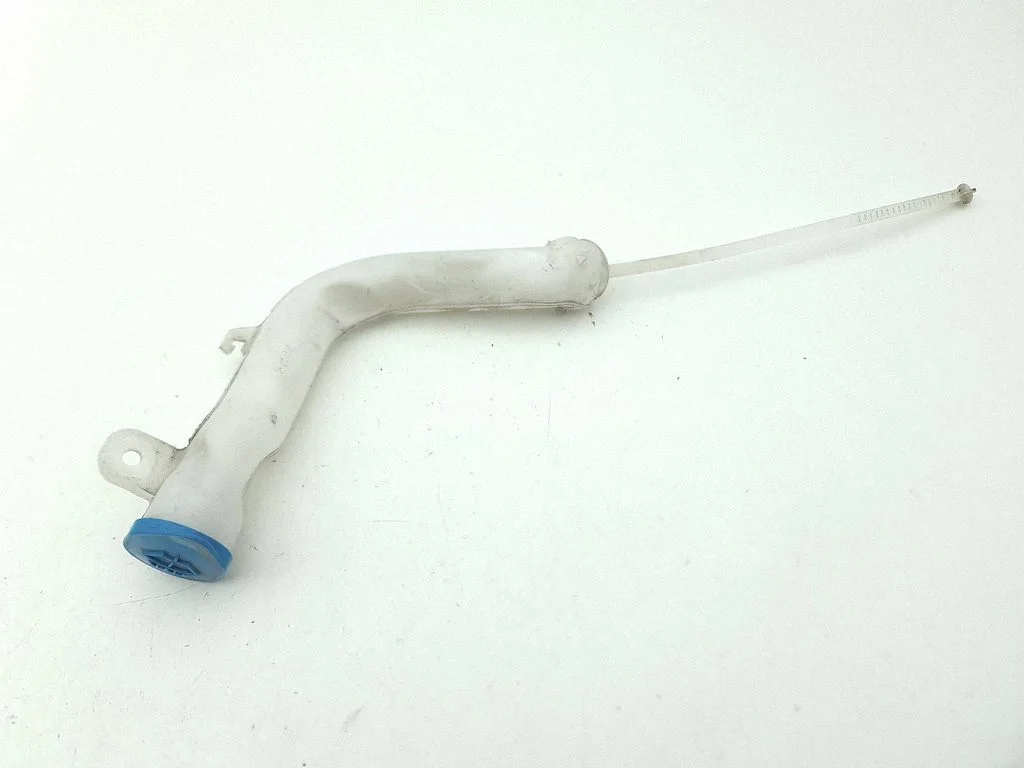 Window washer liquid tank fill tube