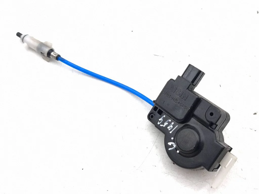 Fuel tank cap lock motor