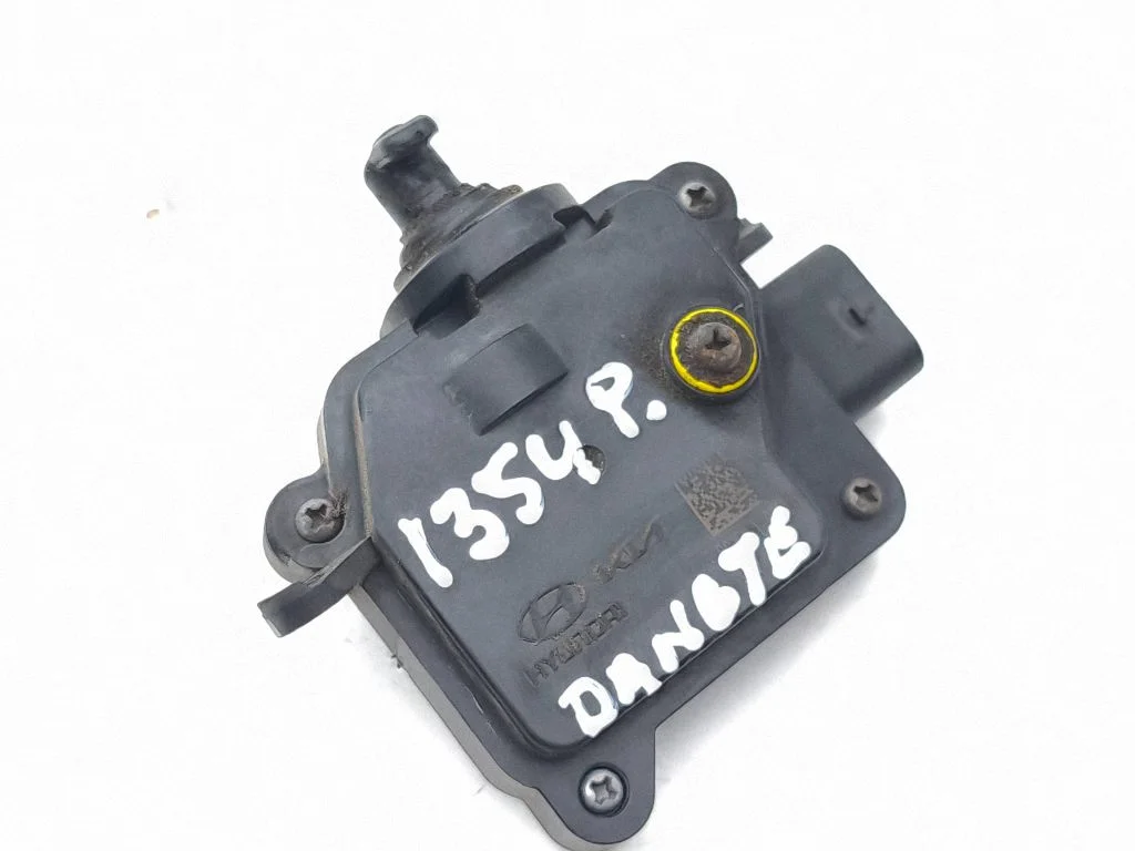 Fuel tank cap lock motor RG3EVL220818