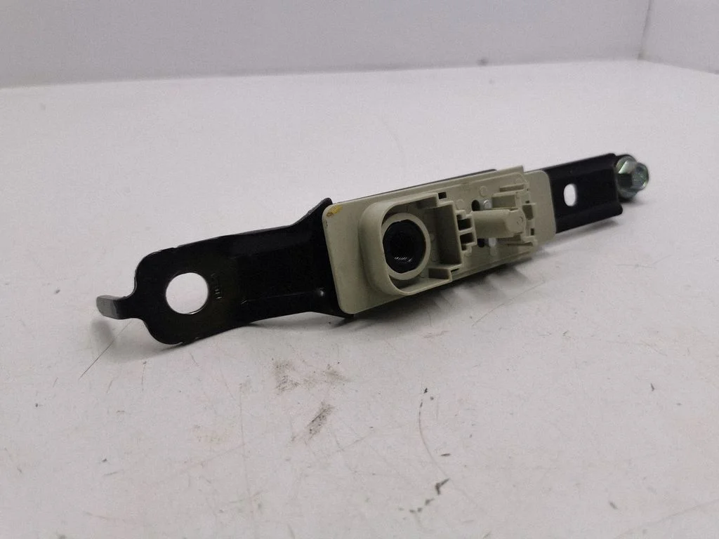 Seat belt adjustment motor