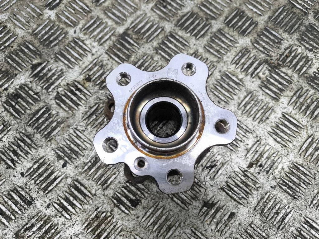 Front wheel ball bearing 8832870