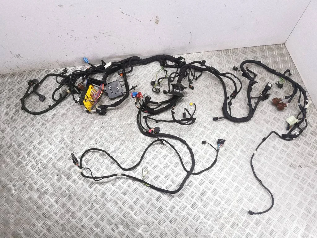 Paneļa vadu instalācija