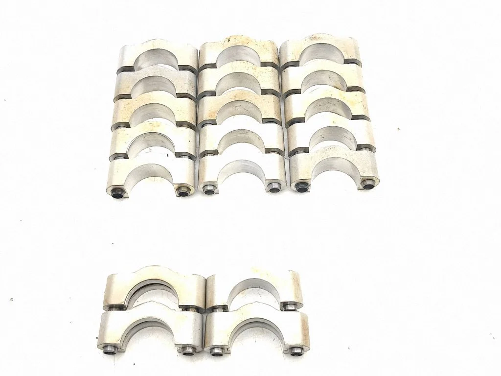Camshaft holder