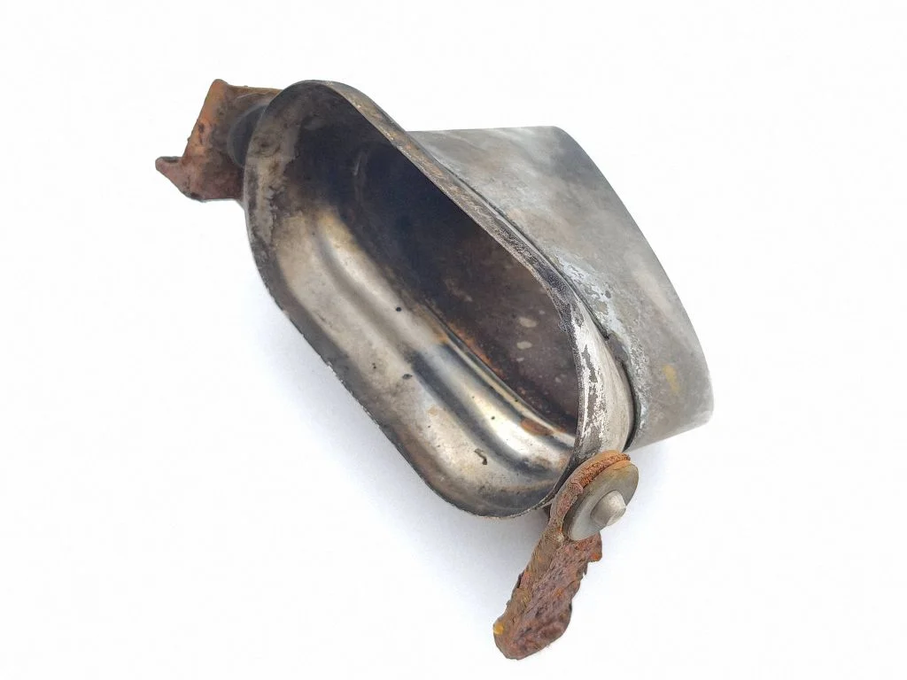 Muffler ending – right