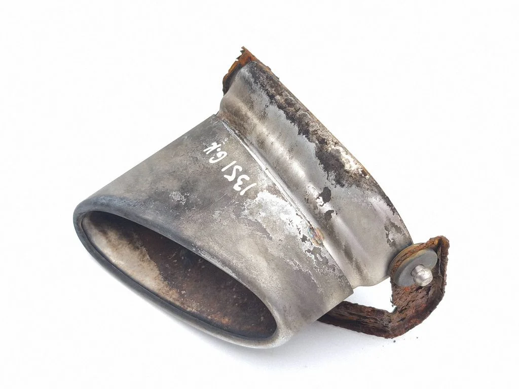 Muffler ending – left