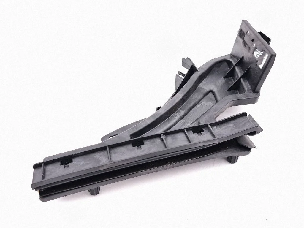 Rear door windshield rail JX7BA264A52A