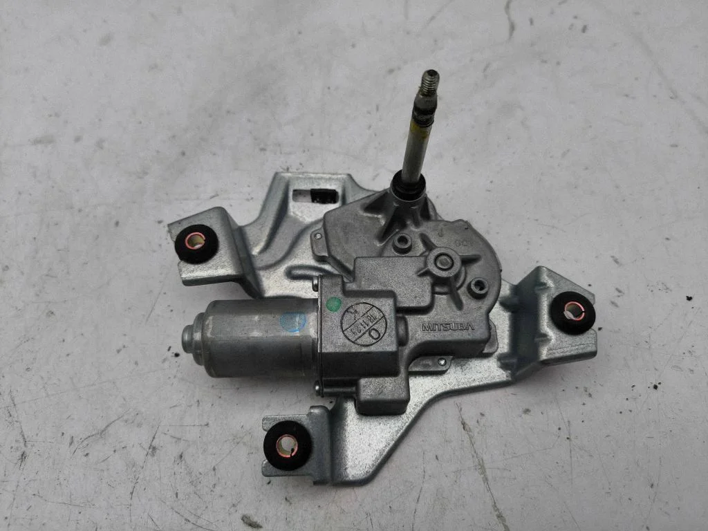 Rear window wiper mechanism – Suzuki Vitara (LY) (2015-)