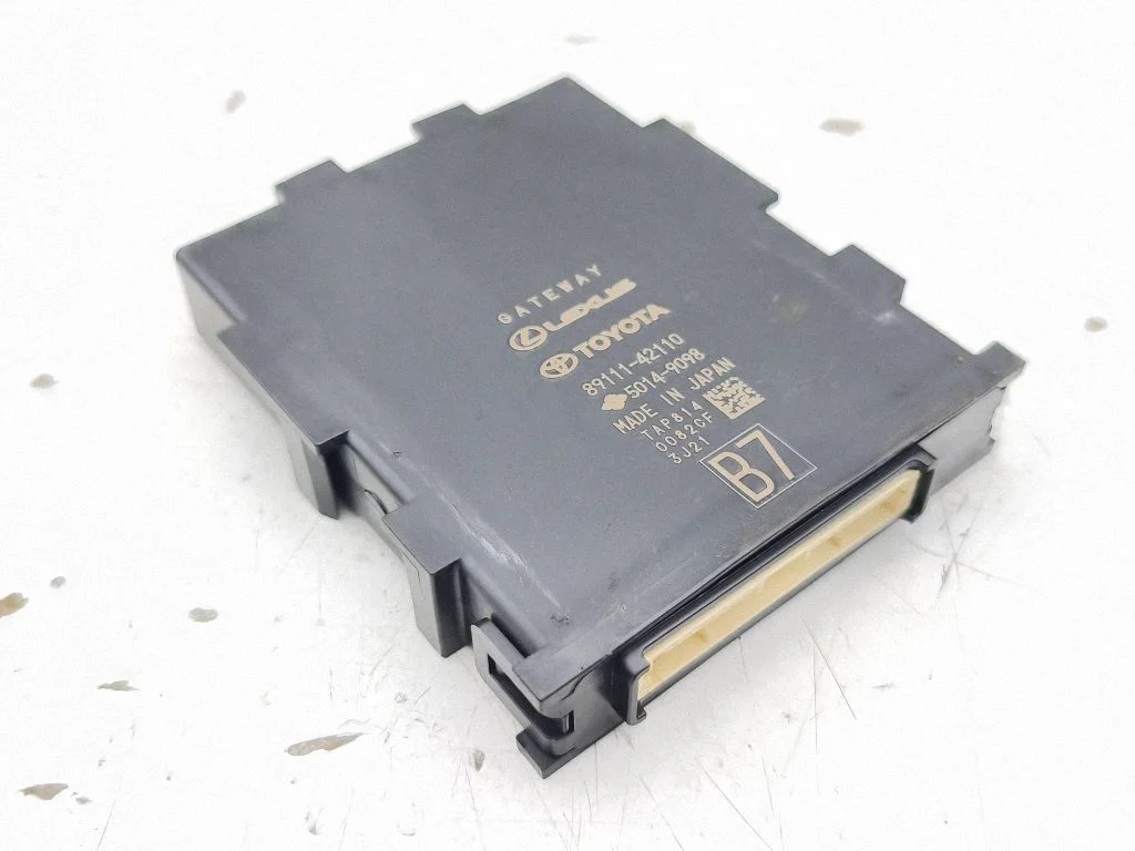 Gateway control module 8911142110