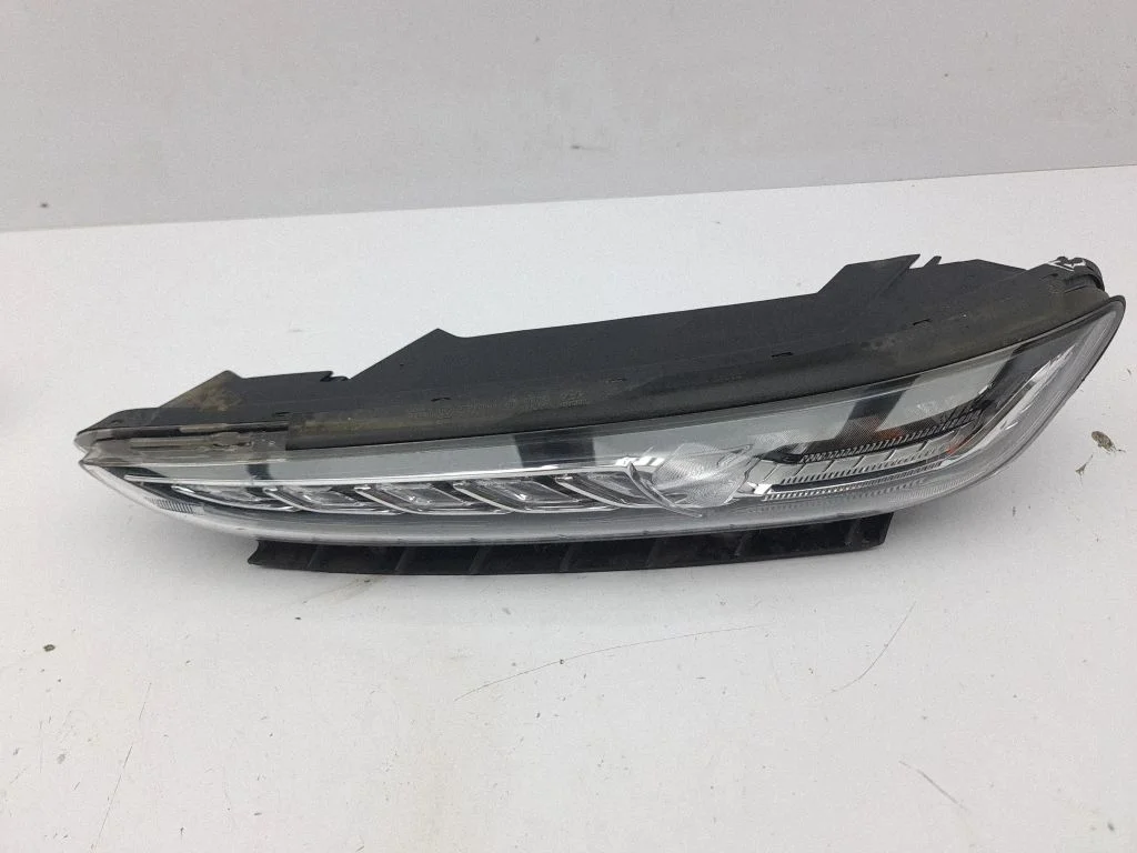 LED-päevatuli 92207J9000