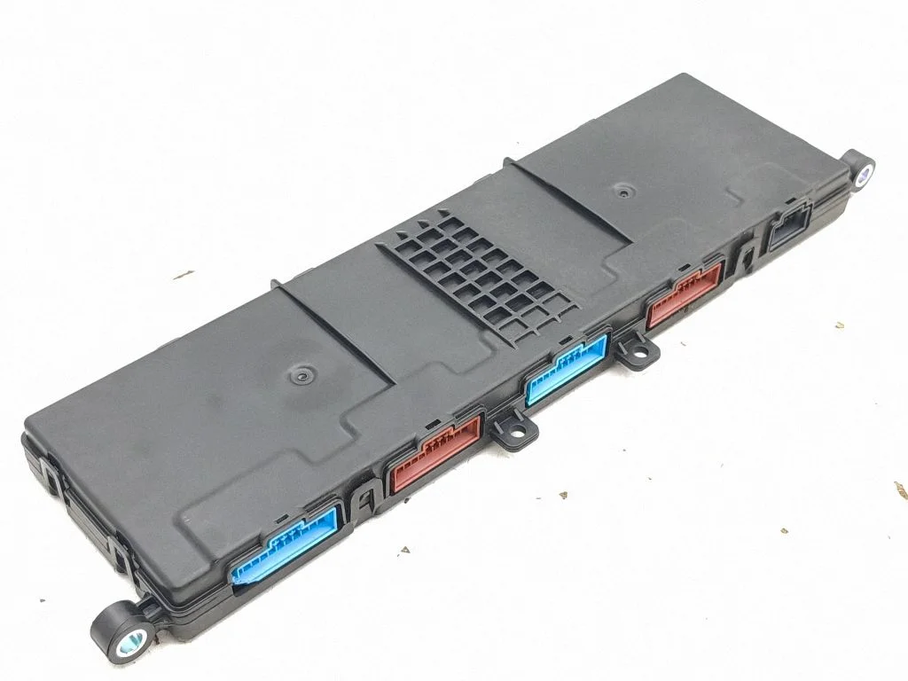 Akumulatora vadības bloks 071915140F