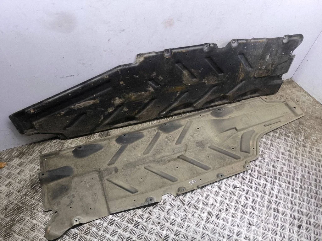 Side bottom protection A2466840040