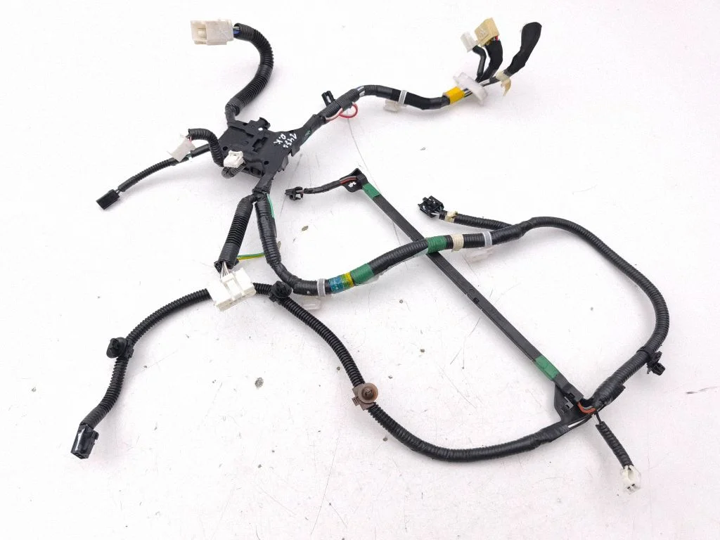 Seat wiring loom 8219253072A2