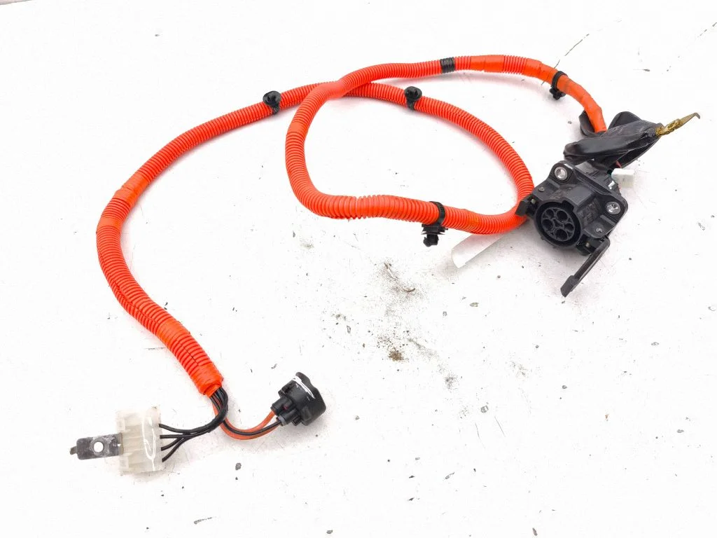Electric car charge socket – Mitsubishi Outlander (2013-2021)