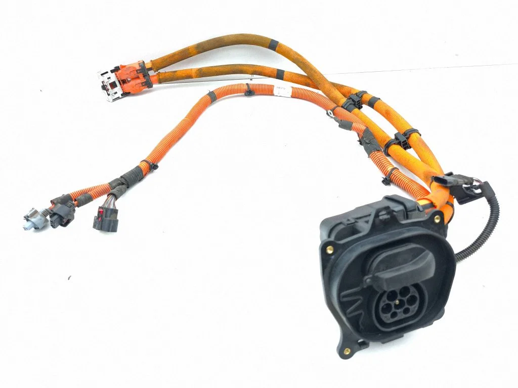 Gniazdo ładowania auta elektrycznego 9844537680