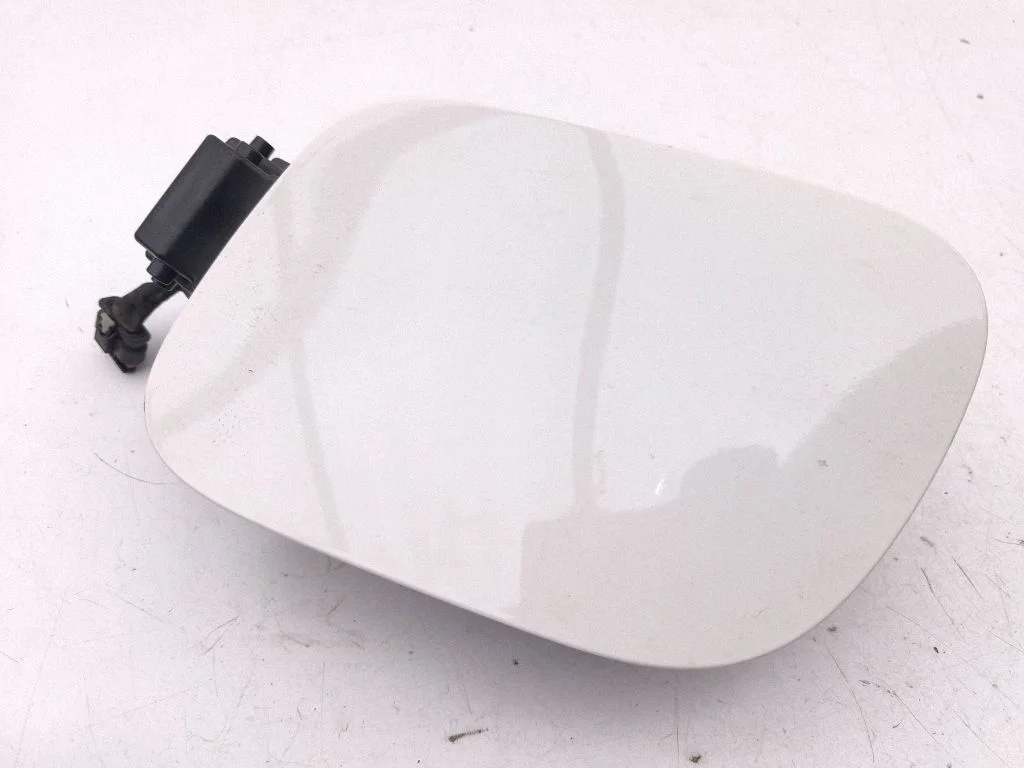 Electric car charge socket cover – Alfa Romeo Junior (2024-)