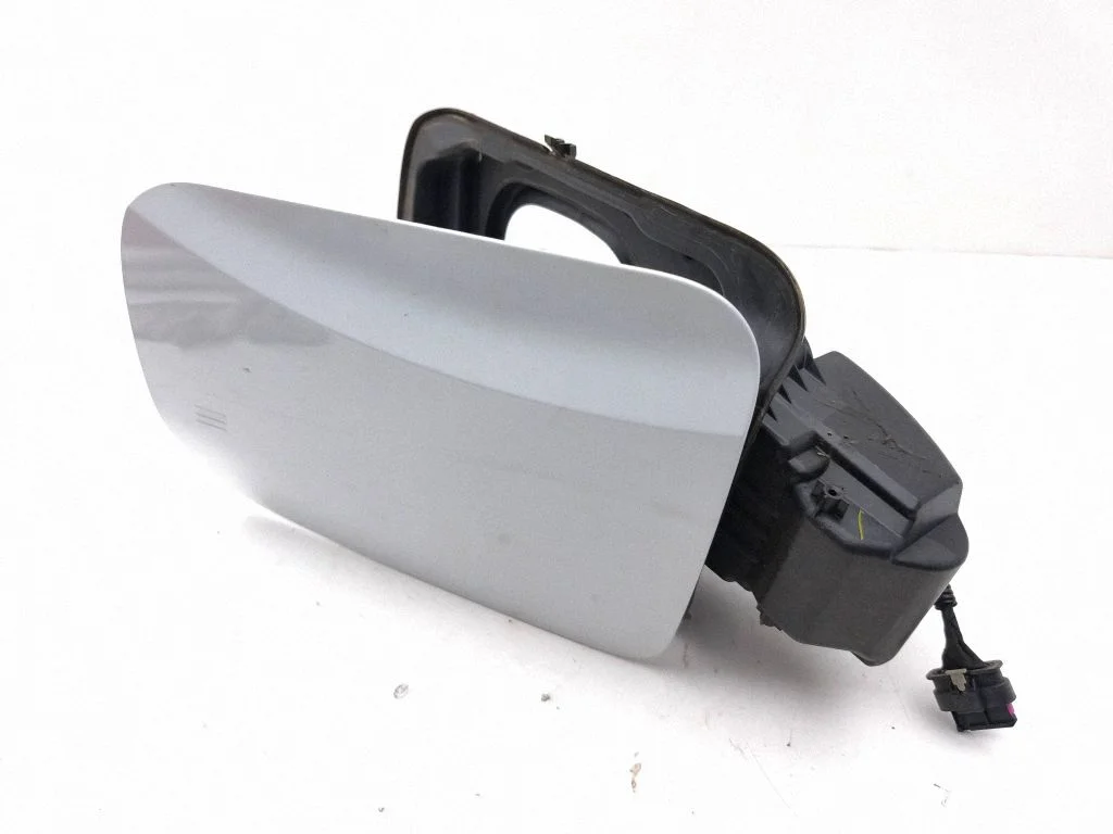 Electric car charge socket cover – Peugeot 3008 III (2023-)